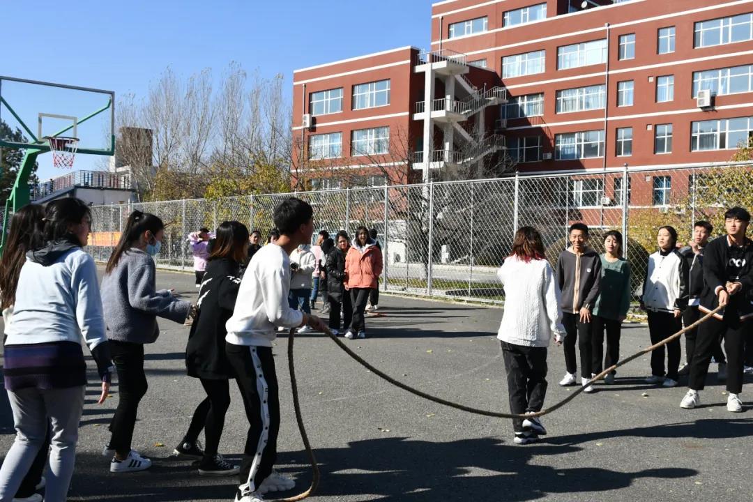 激扬青春，跃出精彩——社会福祉学院跳大绳比赛
