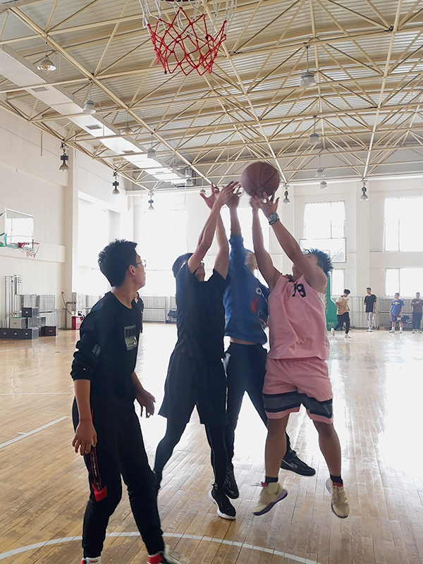 社会福祉学院学生会成功举办“用福祉之心，以篮球之名”冬季篮球赛